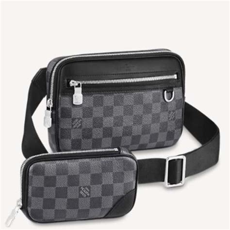 LOUIS VUITTON Damier Graphite Scott Messenger